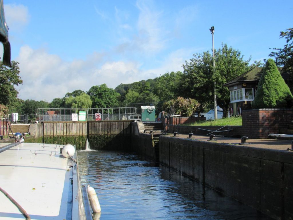 Lock on the Thames